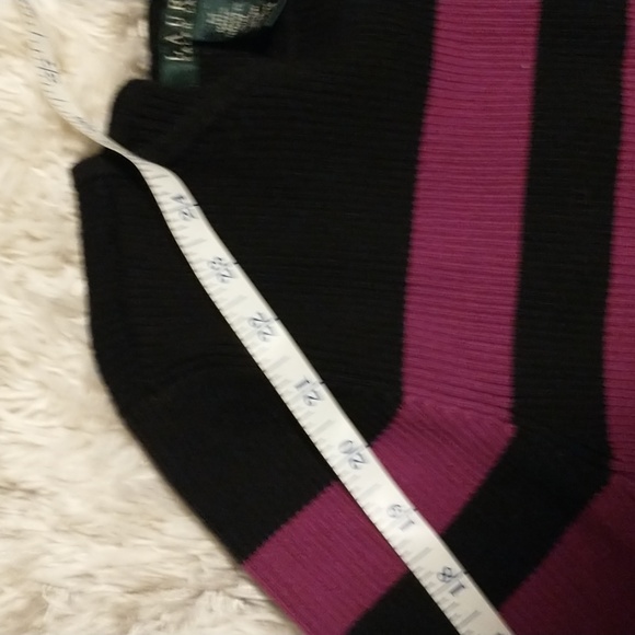 Ralph Lauren woman's size M knit cotton blend sweater with logo buttons - Picture 5 of 11